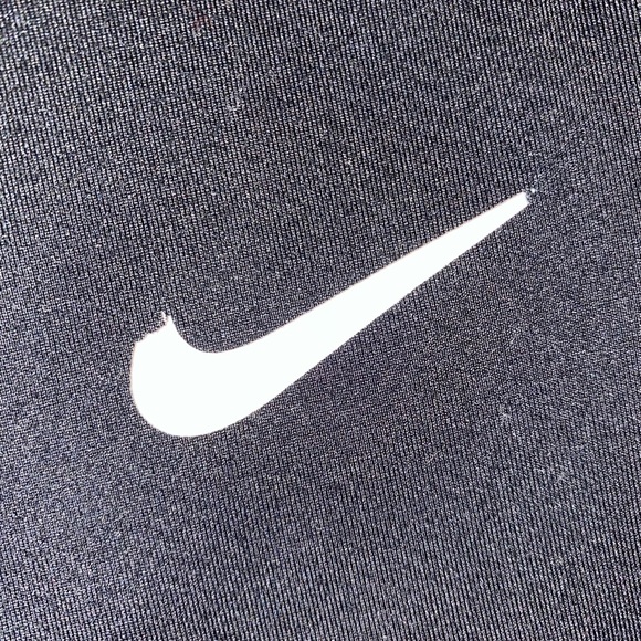 Woman’s Nike Pro Leggings Warm - Picture 4 of 6